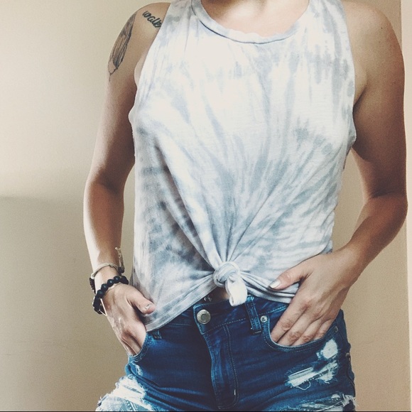 PINK Victoria's Secret Tops - 🌟4 for $20 Victoria’s Secret tie dye tank top